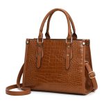 Exquisite Allure: Luxury Crocodile Pattern Shoulder Bag